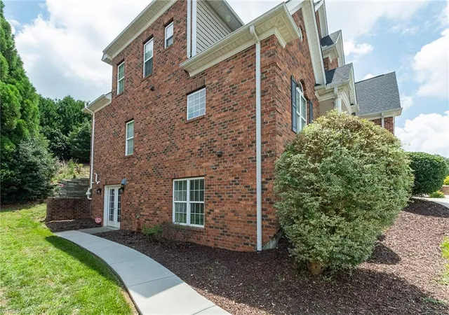 Photo 3 of Single family home for sale at 127 Covington Pl, Lewisville, NC 27023 | MLS# 1229021 | Listing updated on 2026-10-03
