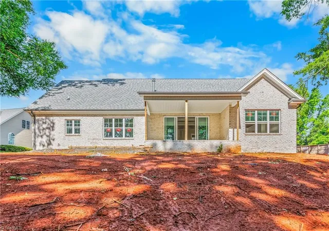 14th image of 110 N Madera Dr, Mocksville, NC 27028 | MLS# 1222674