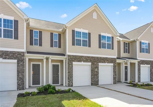 Homes for sale in Graham, NC | 4103 Big Alamance Run, Graham, NC 27253 | MLS# 1225867