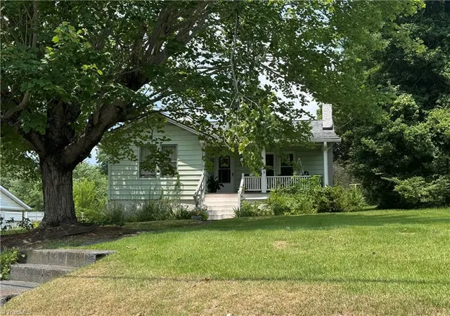 1st image of 816 W Haymore St, Mount Airy, NC 27030 | MLS# 1226028