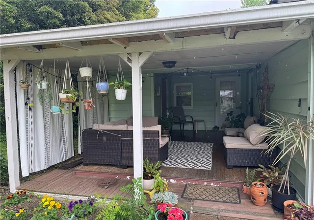 3rd image of 816 W Haymore St, Mount Airy, NC 27030 | MLS# 1226028