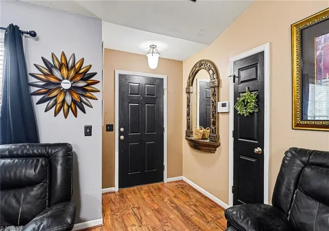 4th image of 1821 Pope Hill Ct, Kernersville, NC 27284 | MLS# 1218390
