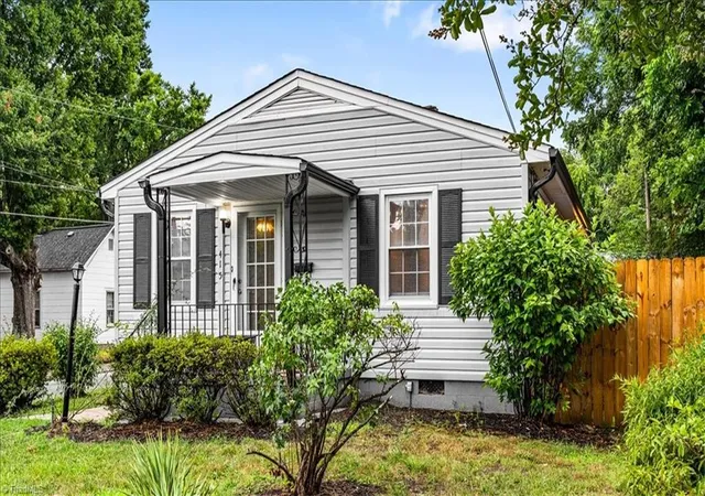 Homes for sale in Thomasville, NC | 415 Davidson St, Thomasville, NC 27360 | MLS# 1226504