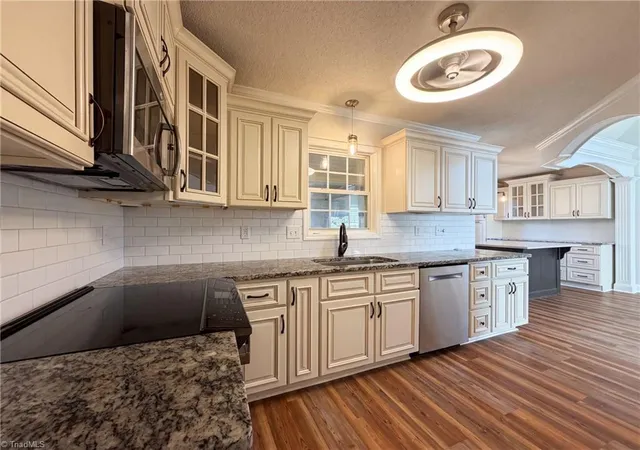 Photo 1 of Single family home for sale at 105 Jefferson Forest Ct, Winston Salem, NC 27106 | MLS# 1225162 | Listing updated on 2026-10-30