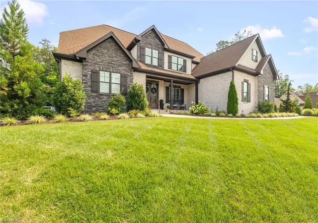 Photo 2 of Single family home for sale at 5503 Briardenn Ct, Summerfield, NC 27358 | MLS# 1228584 | Listing updated on 2026-09-16