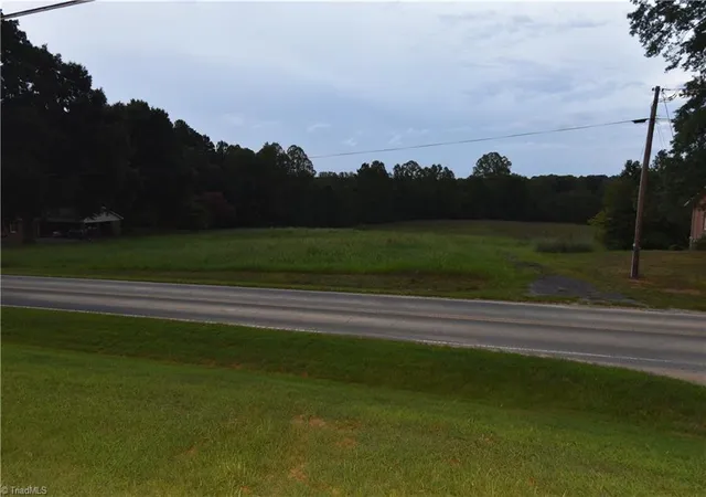 24th image of 4190 Grubbs Rd, Walkertown, NC 27051 | MLS# 1233129