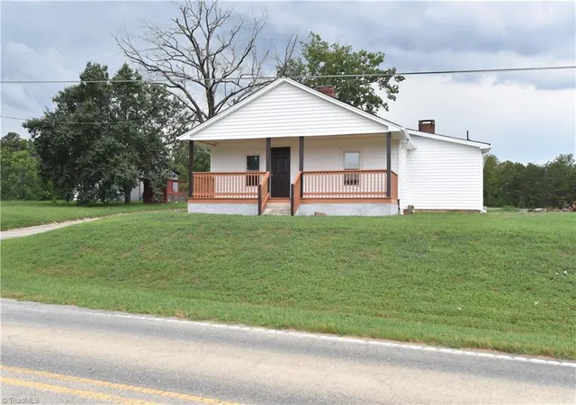 2nd image of 4190 Grubbs Rd, Walkertown, NC 27051 | MLS# 1233129