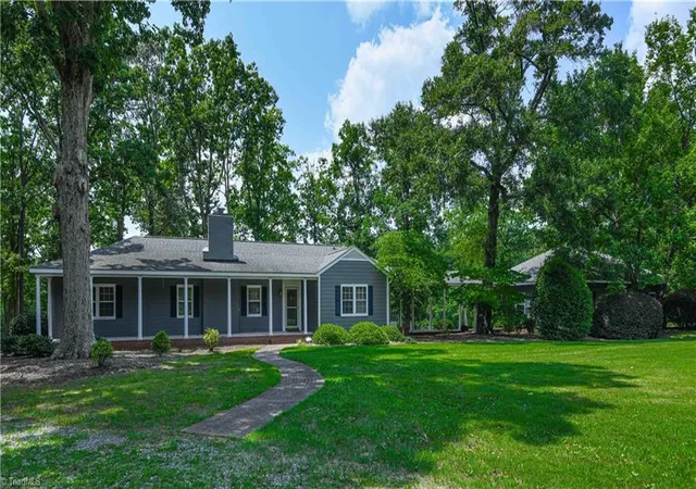 Photo 2 of Single family home for sale at 628 Ritters Lake Rd, Greensboro, NC 27406 | MLS# 1229137 | Listing updated on 2026-08-13