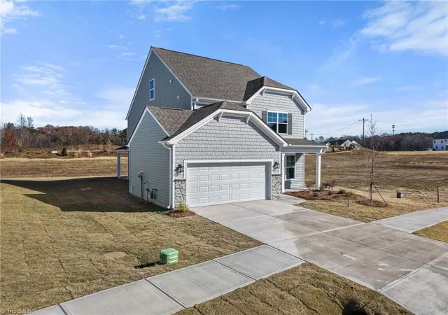 2nd image of 334 Blooming Maple Dr, Kernersville, NC 27284 | MLS# 1197701