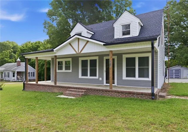 Homes for sale in Randleman, NC | 2816 Old Liberty Rd, Randleman, NC 27317 | MLS# 1224833