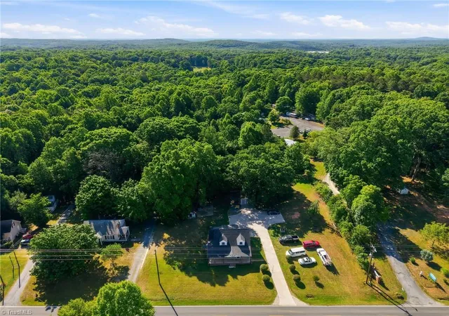 40th image of 2816 Old Liberty Rd, Randleman, NC 27317 | MLS# 1224833