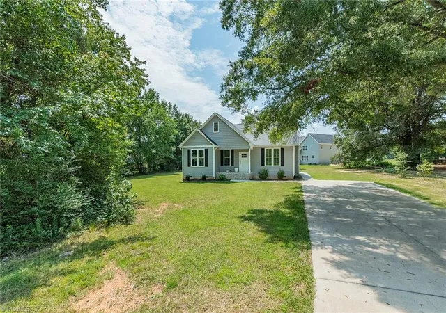 2nd image of 1834 Tall Pines Rd, Lexington, NC 27295 | MLS# 1231347