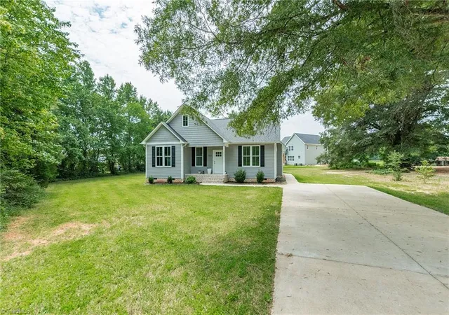 3rd image of 1834 Tall Pines Rd, Lexington, NC 27295 | MLS# 1231347