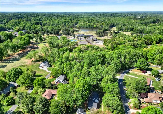 35th image of 102 Cherokee Dr, Lexington, NC 27295 | MLS# 1216506