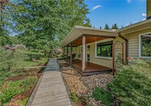 3rd image of 1388 Pipers Gap Rd, Mount Airy, NC 27030 | MLS# 1228057