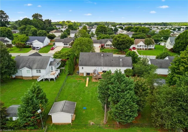 37th image of 109 Cale Dr, Burlington, NC 27215 | MLS# 1230153
