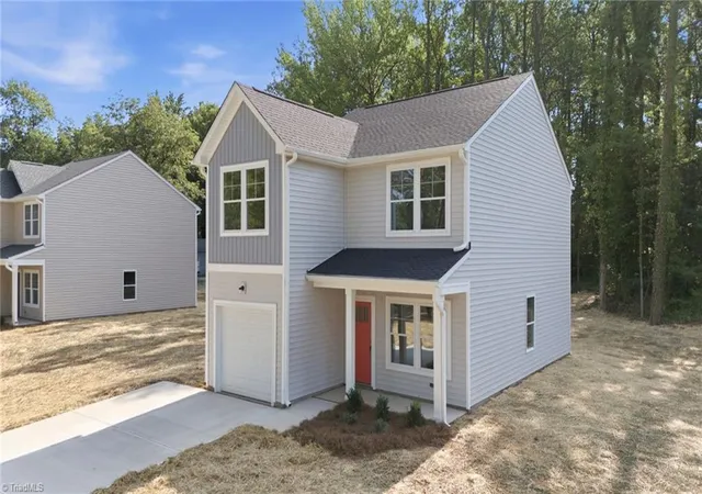 3rd image of 120 Maplewood Ave, Thomasville, NC 27360 | MLS# 1227280