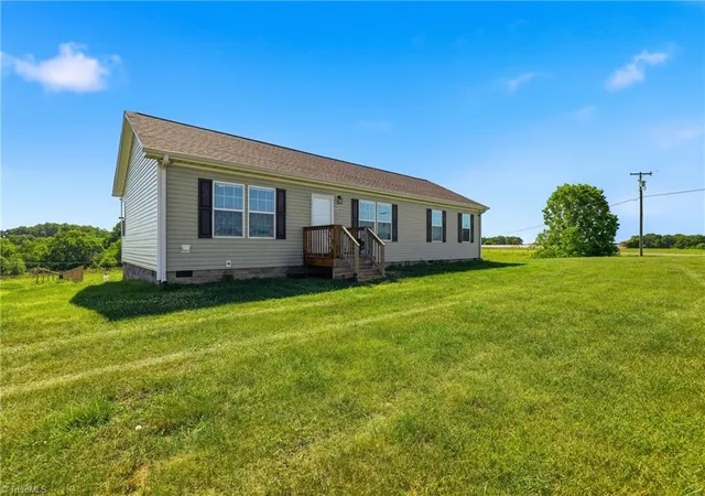 Homes for sale in Elkin, NC | 112 Mining Ridge Church Rd, Elkin, NC 28621 | MLS# 1224628