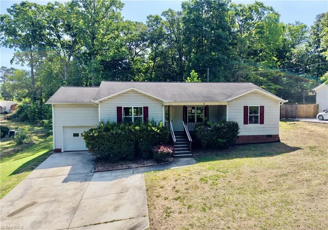 2nd image of 2391 Bellemeade St, High Point, NC 27263 | MLS# 1219419