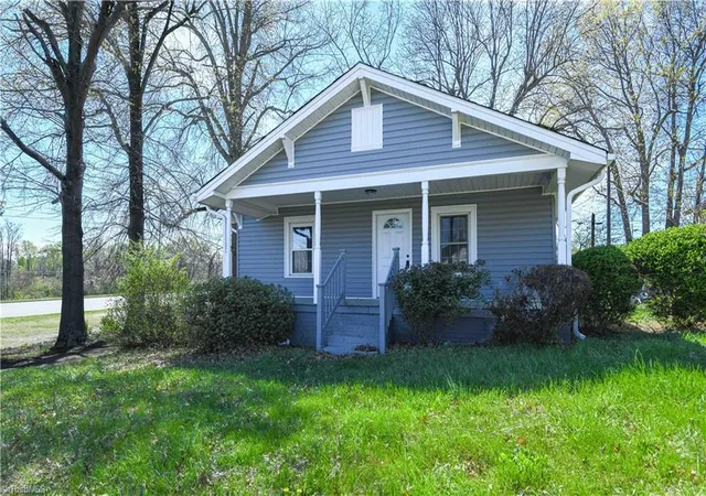 2nd image of 1618 Connor Pl, High Point, NC 27260 | MLS# 1213547