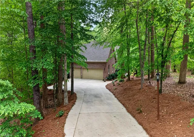4th image of 5407 Deer Trail Rd, Summerfield, NC 28358 | MLS# 1217246