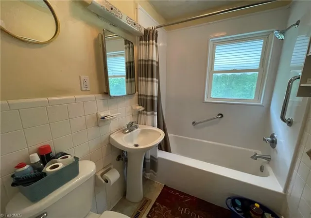 4th image of 105 Spruce St, Lexington, NC 27292 | MLS# 1233113
