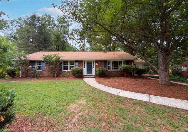 1st image of 5148 Clearview Dr, Winston Salem, NC 27104 | MLS# 1230344
