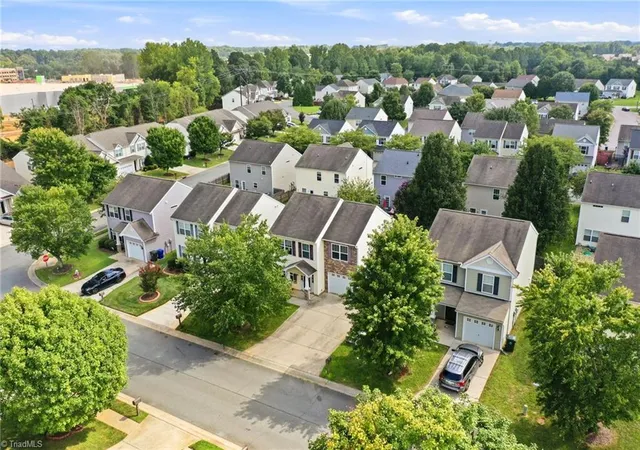 Photo 4 of Sale Pending at 1205 Copperstone Way, Mebane, NC 27302 | MLS# 1231710 | Listing updated on 2026-09-11