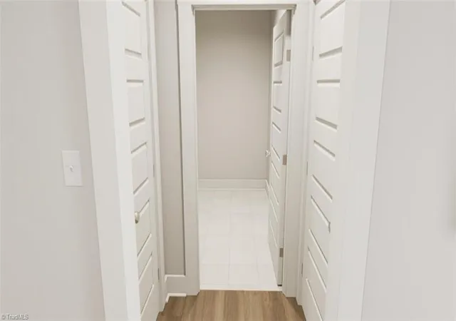 5th image of 9205 Stoney River Ln, Kernersville, NC 27284 | MLS# 1220290