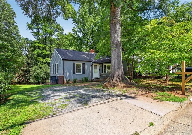 Photo 3 of Single family home for sale at 1912 Colonial Ave, Greensboro, NC 27408 | MLS# 1229916 | Listing updated on 2026-08-10