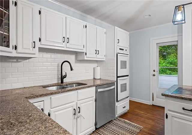 Photo 3 of Sale Pending at 1 Anson Cir, Greensboro, NC 27407 | MLS# 1219426 | Listing updated on 2026-09-15