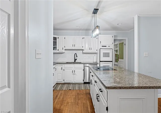 Photo 3 of Sale Pending at 1 Anson Cir, Greensboro, NC 27407 | MLS# 1219426 | Listing updated on 2026-09-15