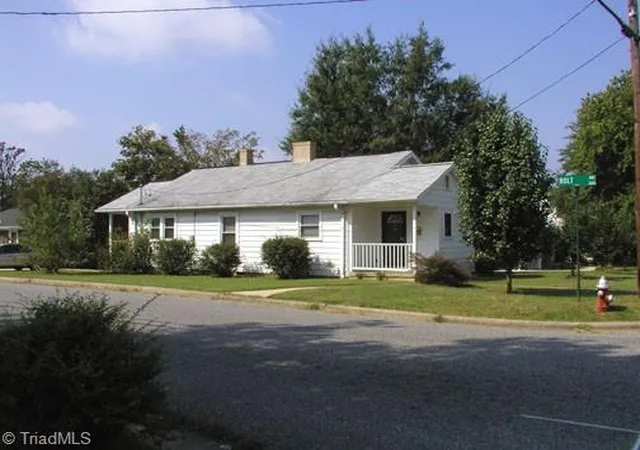 1st image of 300 Ward St, Graham, NC 27253 | MLS# 1233158
