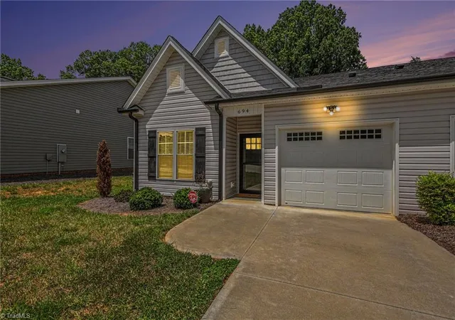 3rd image of 694 W Lee Ave, Yadkinville, NC 27055 | MLS# 1226407