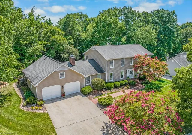 1st image of 1203 Brookfield Ct, High Point, NC 27262 | MLS# 1227246