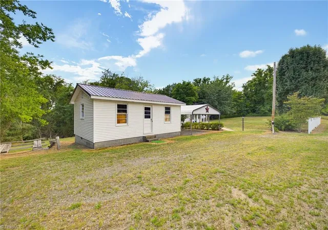 Homes for sale in Stoneville, NC | 2682 Anglin Mill Rd, Stoneville, NC 27048 | MLS# 1227079