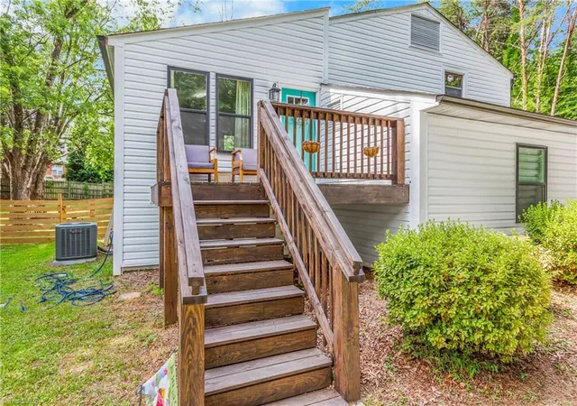 4th image of 4609 Stanley Ct, Winston Salem, NC 27101 | MLS# 1223798