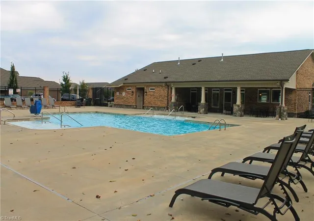 Photo 4 of Single family home for sale at 1265 Talisker Way, Burlington, NC 27215 | MLS# 1201933 | Listing updated on 2026-06-10