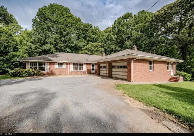 4th image of 284 Back Creek Rd, Asheboro, NC 27205 | MLS# 1226997