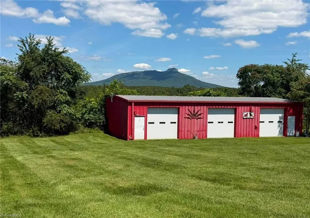 3rd image of 1207 Grassy Creek Rd, Pinnacle, NC 27043 | MLS# 1230161