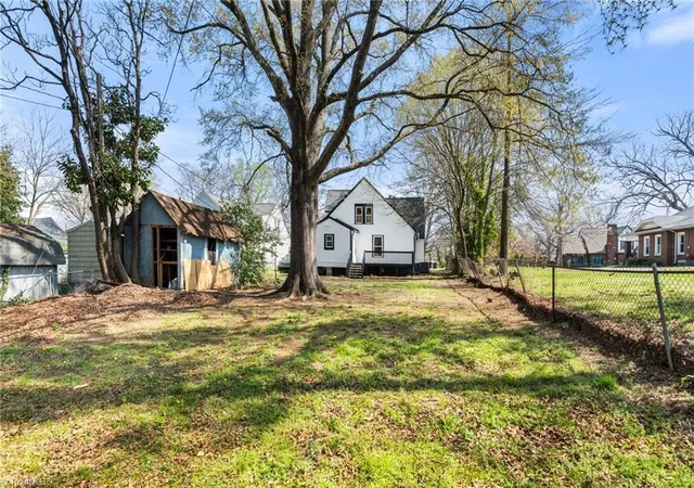 43rd image of 4 Elliott Dr, Thomasville, NC 27360 | MLS# 1223965