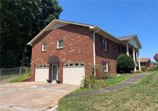 1st image of 1041 Canyon Dr, Rural Hall, NC 27045 | MLS# 1227686