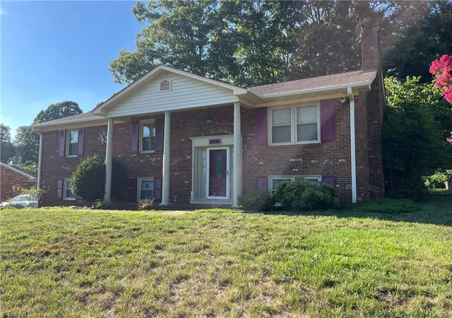 2nd image of 1041 Canyon Dr, Rural Hall, NC 27045 | MLS# 1227686