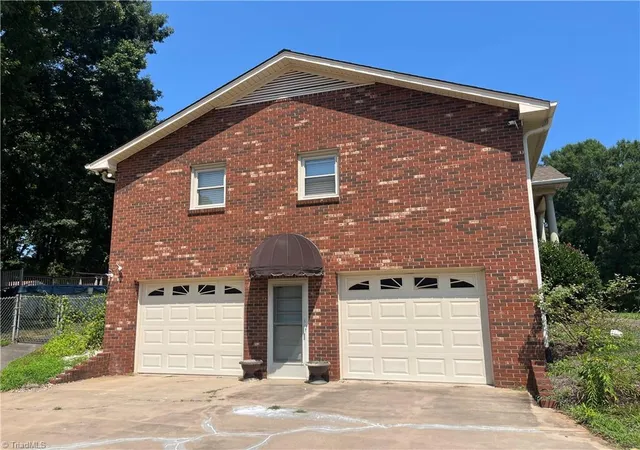 image of 1041 Canyon Dr, Rural Hall, NC 27045 | MLS# 1227686