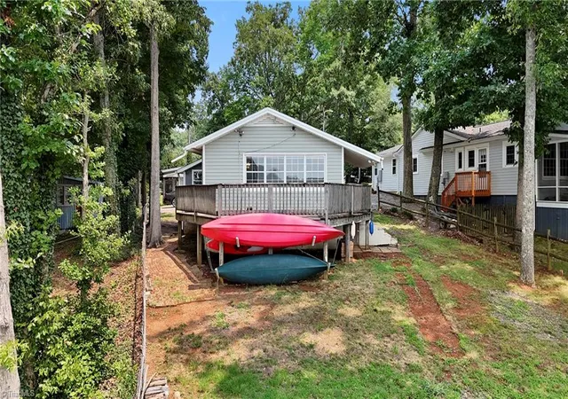 4th image of 191 Shoreline Dr, Lexington, NC 27292 | MLS# 1229636