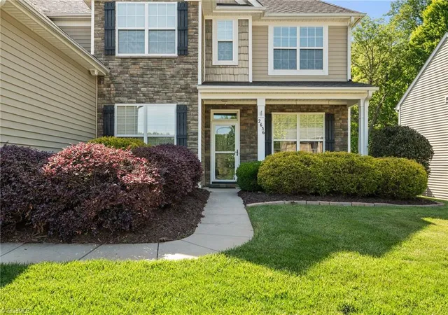 3rd image of 2636 Crosland Hill Dr, Winston Salem, NC 27106 | MLS# 1219011