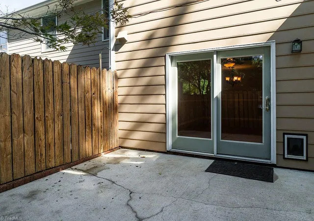 26th image of 1108 Summer Pl, Greensboro, NC 27410 | MLS# 1231836