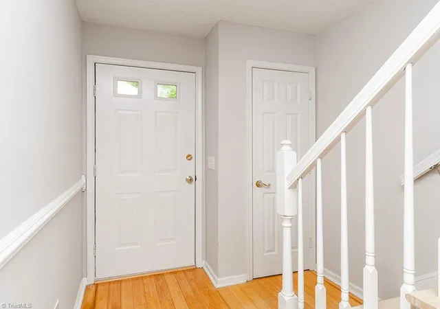 4th image of 1108 Summer Pl, Greensboro, NC 27410 | MLS# 1231836