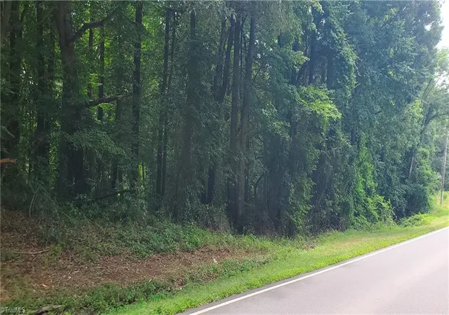 5th image of 3929 Us Hwy 64 W, Mocksville, NC 27028 | MLS# 1190229