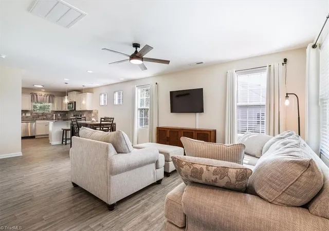 5th image of 3807 Copperfield Ct, High Point, NC 27265 | MLS# 1226168
